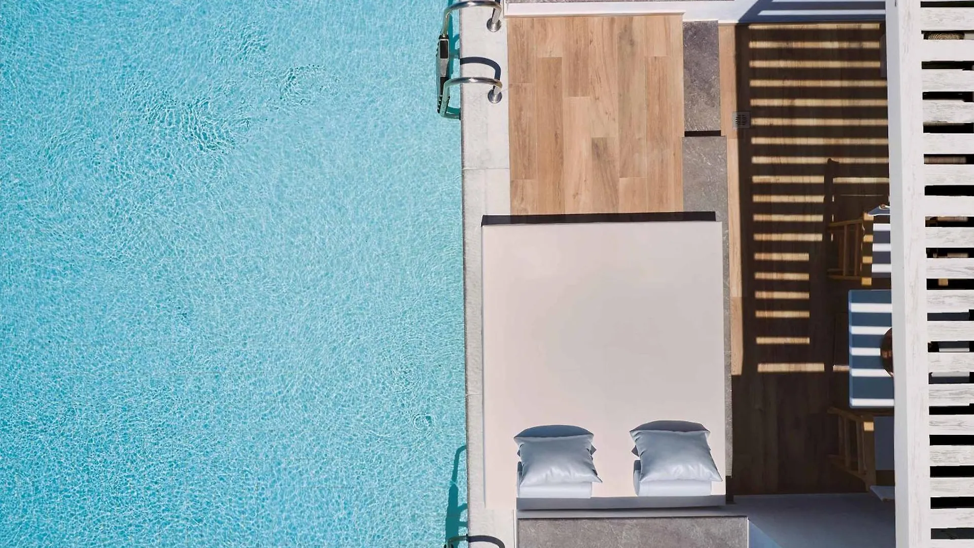 Resort Grecotel Luxme White