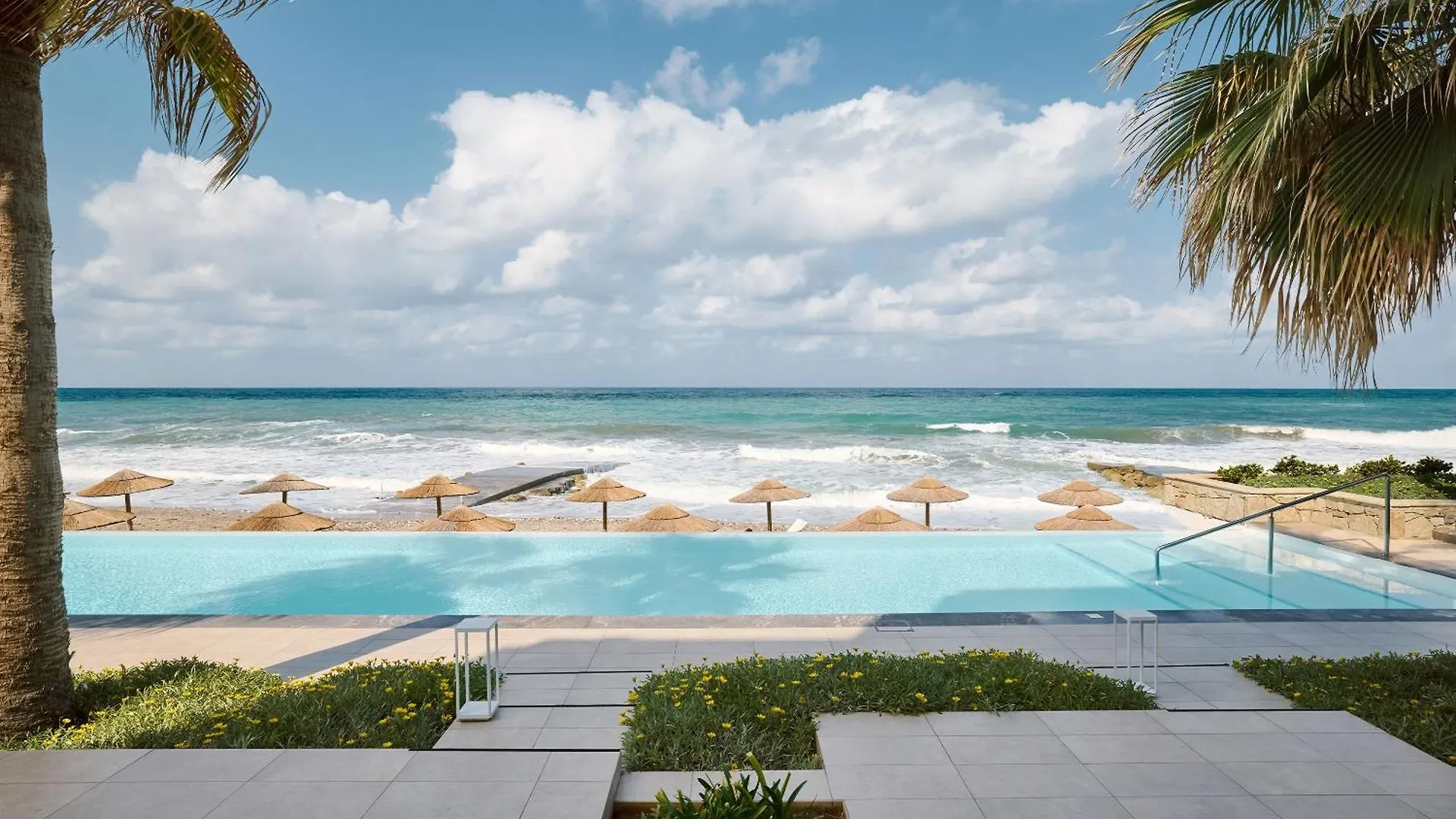 Resort Grecotel Luxme White